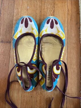 LA DoubleJ Blue, Yellow & Brown Lace-Up Ballet Flats